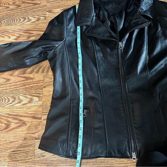 CURGE Women’s Real Leather Jacket - Picture 12 of 15